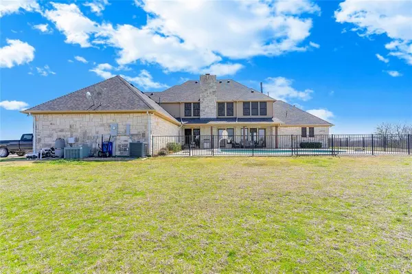 4520 S Nolan River Road, Cleburne, TX 76033