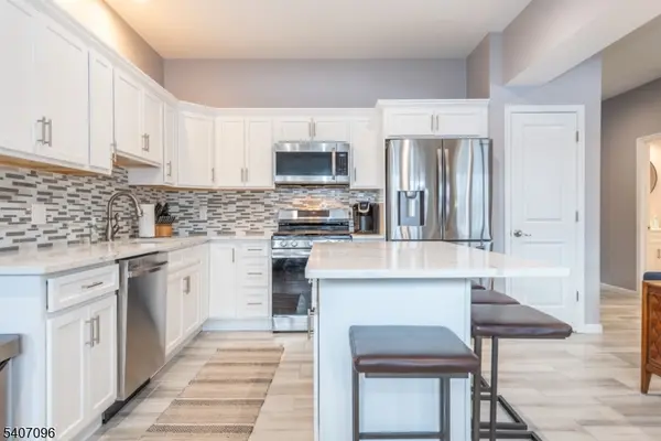 165 Lakeside Rd, West Milford Twp., NJ 07421