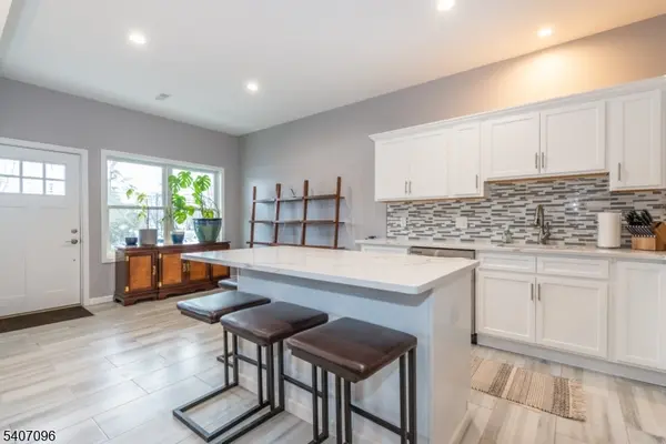 165 Lakeside Rd, West Milford Twp., NJ 07421