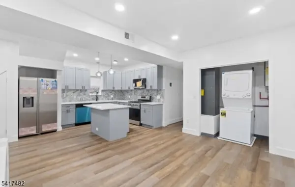 858 S 16Th St, Newark City, NJ 07108