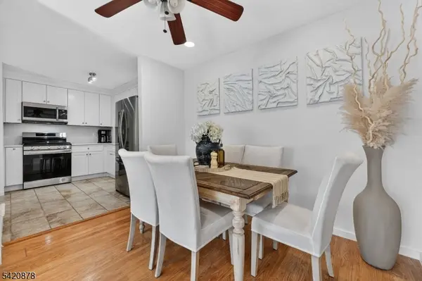 810 Cricket Ln, Woodbridge Twp., NJ 07095