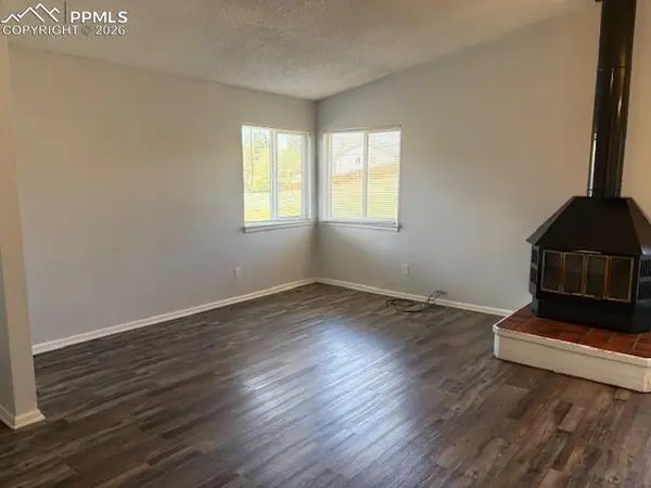 4577 Castlepoint DR, Colorado Springs, CO 80917