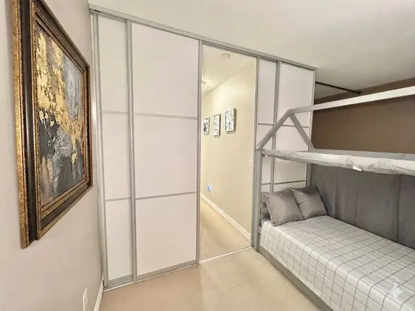 1 Avondale AVE #Uph3, Toronto C14, ON M2N 7J1