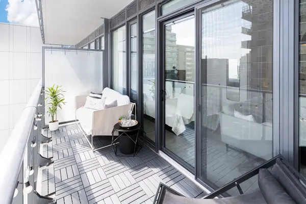 185 Roehampton AVE #609, Toronto C10, ON M4P 0C6