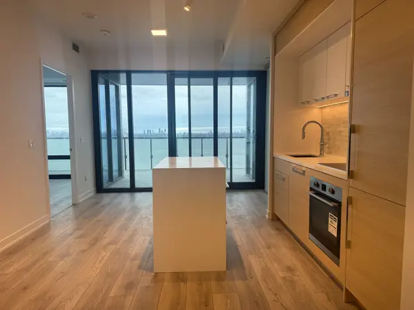 29 Green Trail CT #2311, Toronto C15, ON M2K 0J9