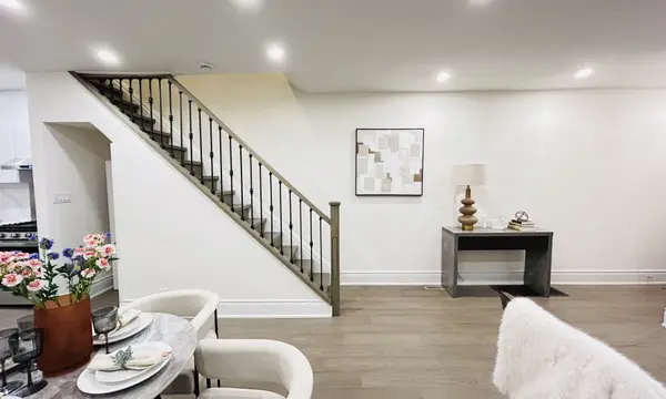 509 Dupont ST, Toronto C02, ON M6G 1Y6