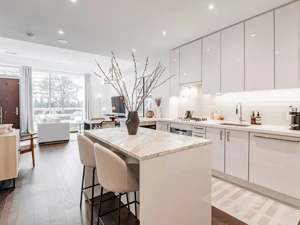 39 Queens Quay E #TH132, Toronto C08, ON M5E 0A5