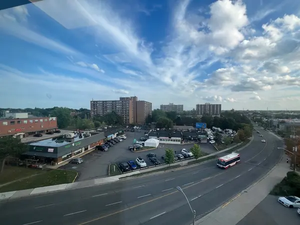 1880 O'connor DR, Toronto C13, ON M4A 1W9