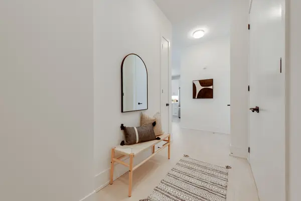 14 Dewhurst BLVD #101, Toronto E03, ON M4J 3H9