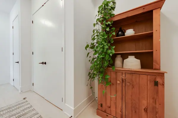 14 Dewhurst BLVD #101, Toronto E03, ON M4J 3H9