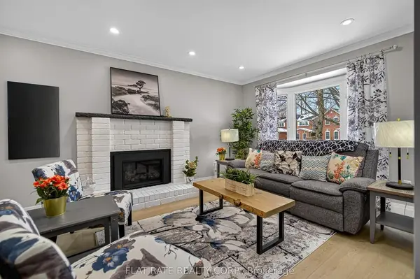 887 Lavis CT, Oshawa, ON L1K 1W1