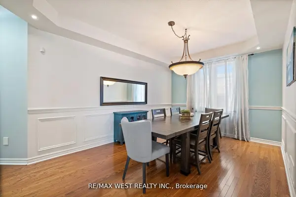 31 Buxton LN, Clarington, ON L1C 0J9