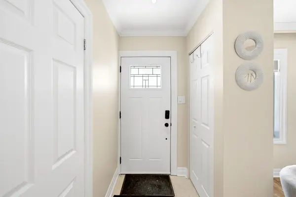 1002 Victoria Park AVE, Toronto E03, ON M4B 2J6