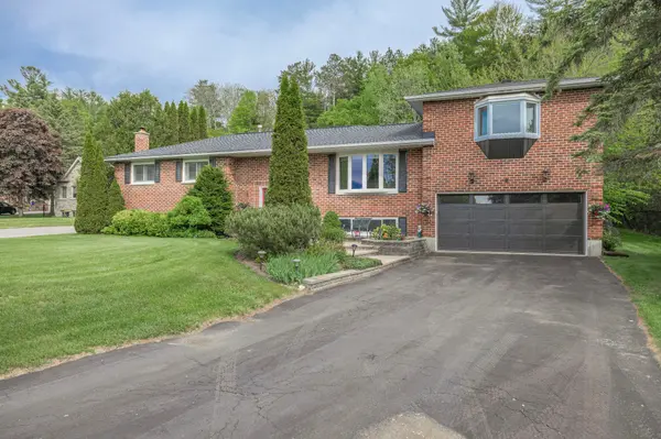 14 Anchor CT, East Gwillimbury, ON L9N 1G1
