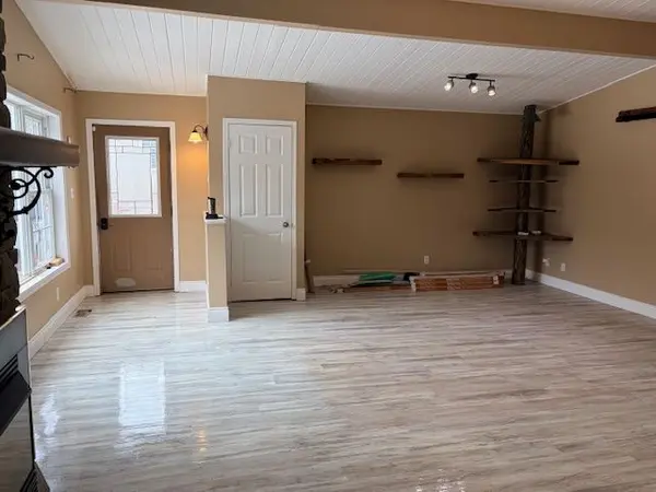 3816 30th Side Road, Innisfil, ON L9S 2Y4