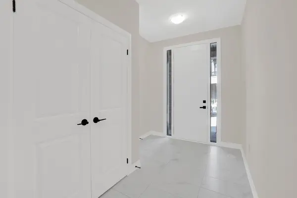 83 Archambault WAY, Vaughan, ON L4L 1A6