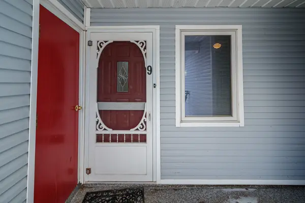 10 Mulligan LN #9, Wasaga Beach, ON L9Z 1C4