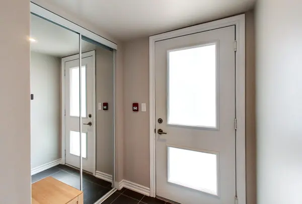 5 Anchorage CRES #102, Collingwood, ON L9Y 0Y6