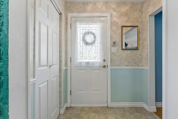 21 Willis DR, Brampton, ON L6W 1A8