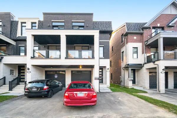 5925 Saigon ST, Mississauga, ON L5V 2V9