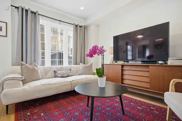 91 Weston RD #66, Toronto W02, ON M6N 5H4