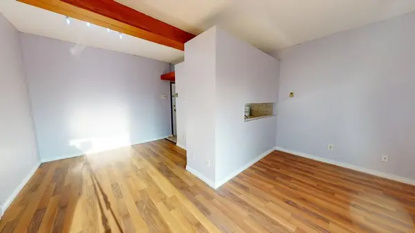 97 Farquhar ST #201, Guelph, ON N1H 3N4