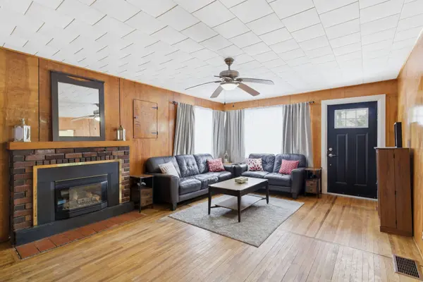 18 Quabbin RD, Front Of Yonge, ON K0E 1R0