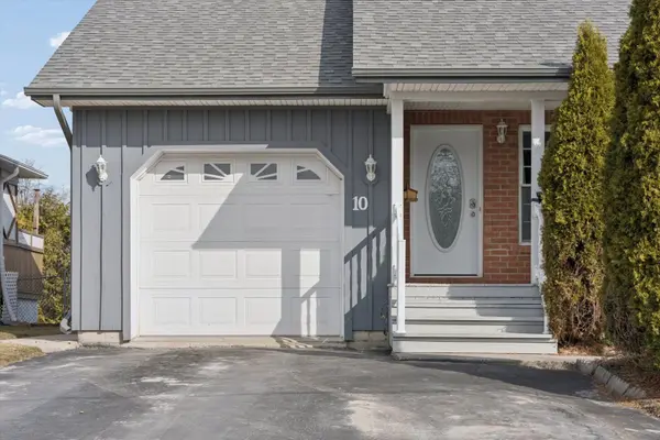 10 Olympia CT, Kawartha Lakes, ON K9V 6C8