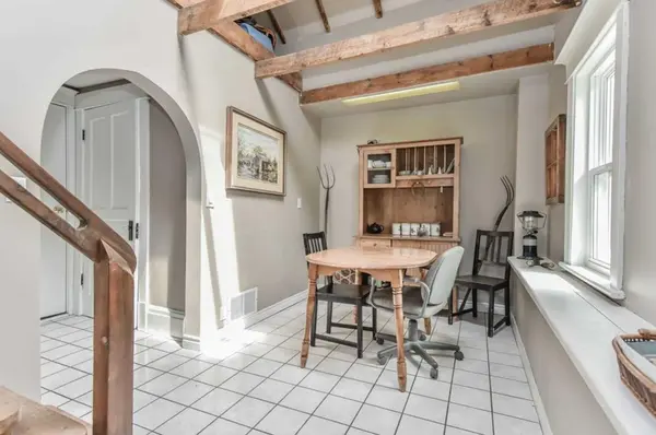 153 ST ANDREWS ST, Cambridge, ON N1S 1N2