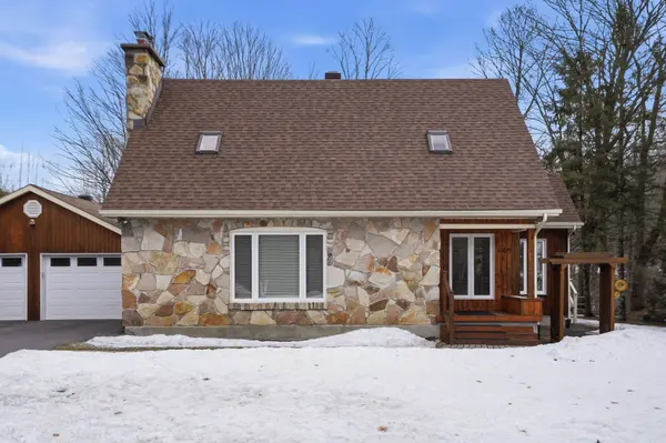 1165 Golf RD, East Hawkesbury, ON K6A 2R2