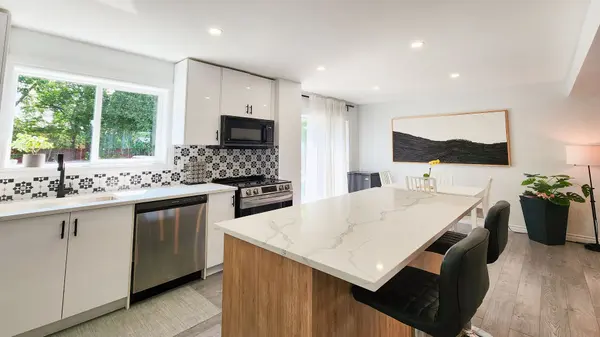 51 Ashbury AVE, London South, ON N6E 1S9