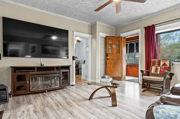 108 Dundas ST, Deseronto, ON K0K 1X0