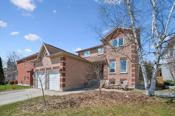 304 Daniel CRES, Centre Wellington, ON N0B 1S0