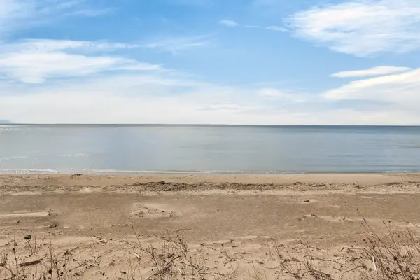 10 Anchor LN, Haldimand, ON N0A 1P0