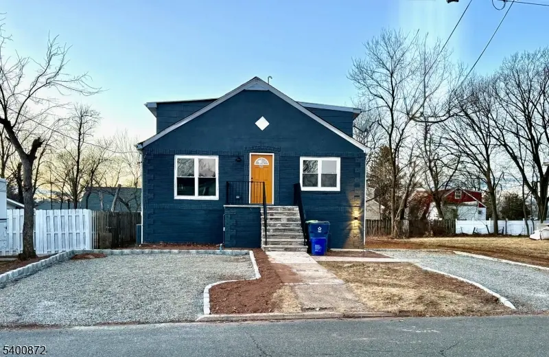 264 Girard Ave #A, Franklin Twp., NJ 08873