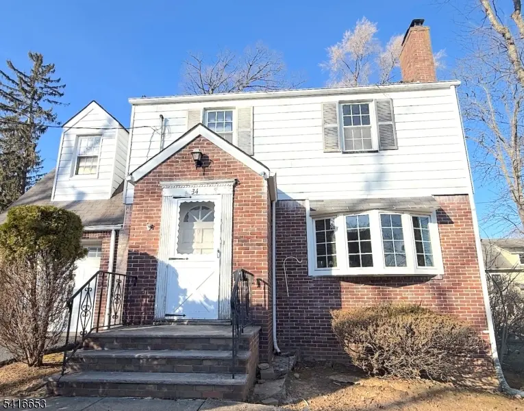 34 Howard St, Verona Twp., NJ 07044