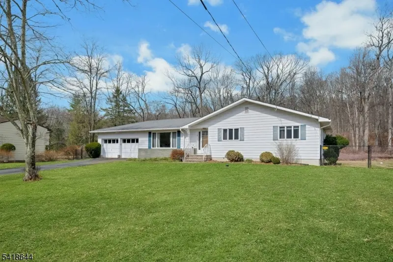 48 Gordon Rd, Roxbury Twp., NJ 07885