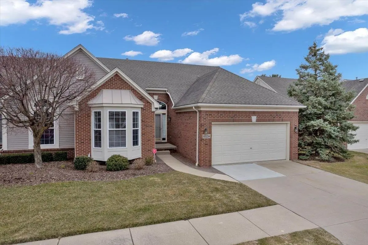 63224 E Charleston DR, Washington Twp, MI 48095