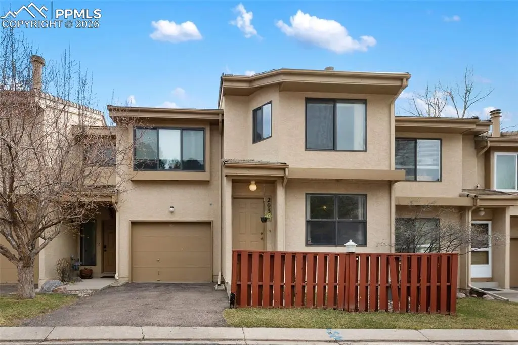 2039 Bristlecone DR, Colorado Springs, CO 80919