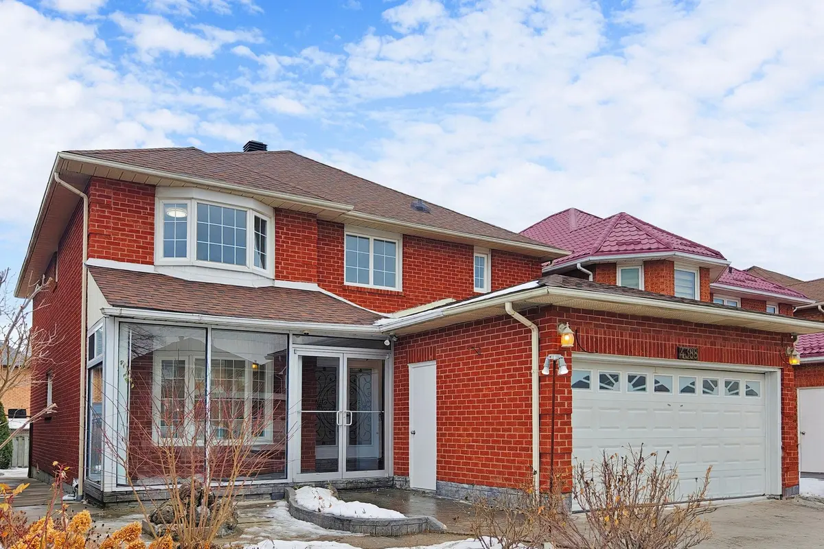 4388 Guildwood WAY, Mississauga, ON L5R 2A4