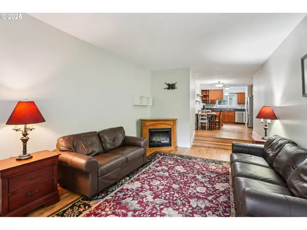 6610 SW TERRI CT #10, Portland, OR 97225