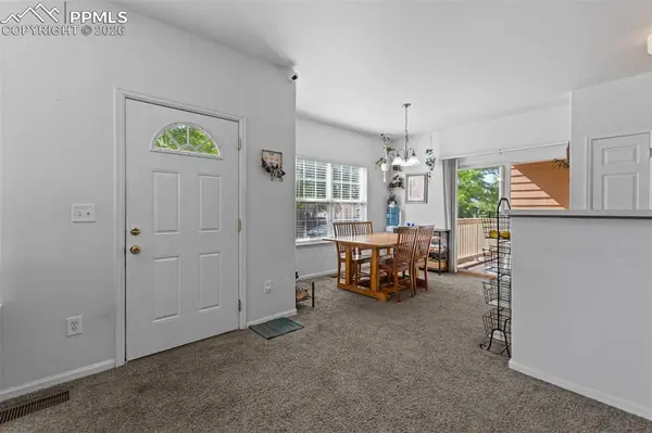 1563 Monterey RD #B, Colorado Springs, CO 08910