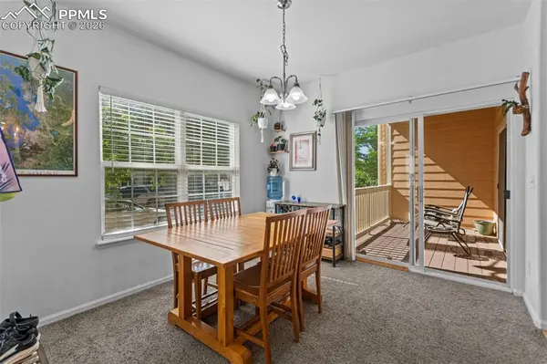 1563 Monterey RD #B, Colorado Springs, CO 08910