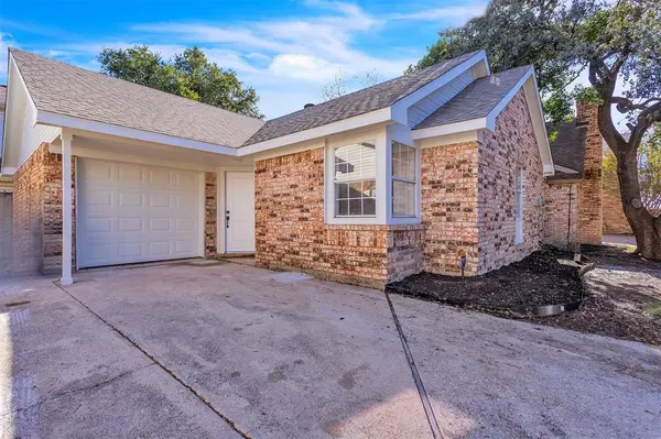 17676 Kelly Boulevard, Dallas, TX 75287