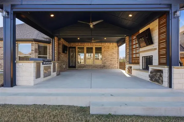 1534 Meziere Sky Drive, Wylie, TX 75098