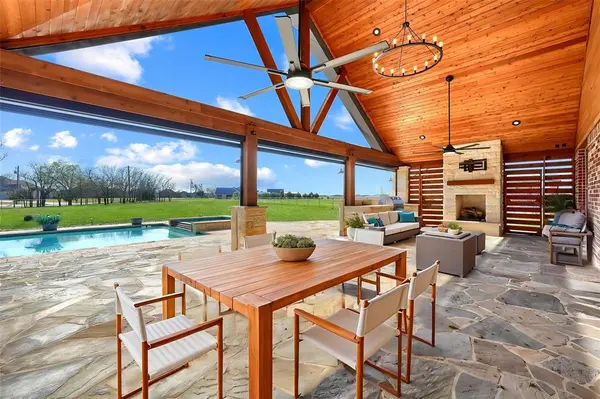 2214 Buck Court, Caddo Mills, TX 75135