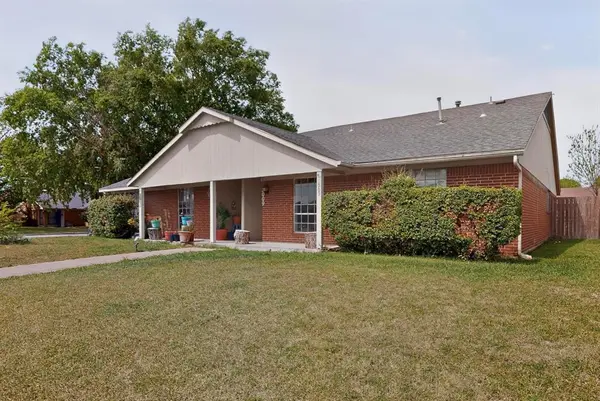 2009 Santa Anna Drive, Garland, TX 75042