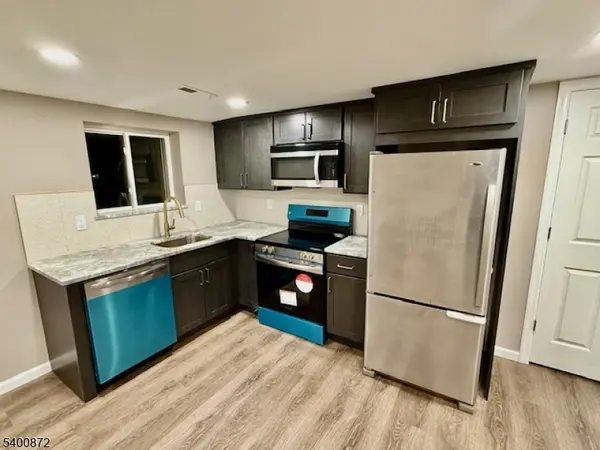 264 Girard Ave #A, Franklin Twp., NJ 08873