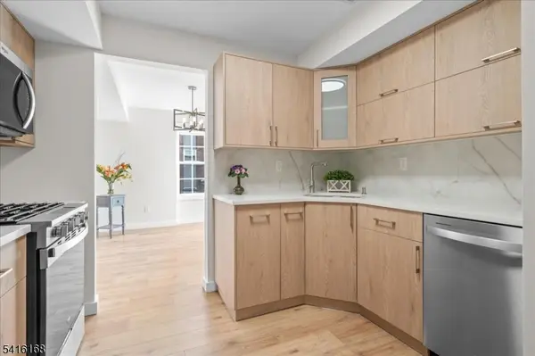 231 Vista Dr #231, Hanover Twp., NJ 07927