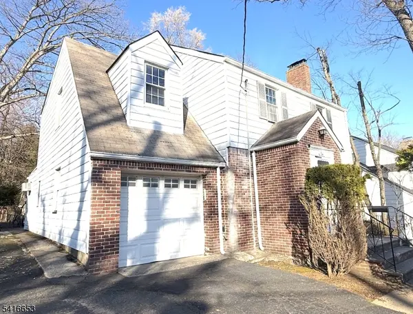 34 Howard St, Verona Twp., NJ 07044